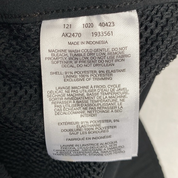 Columbia Women’s Shorts Size Medium - Picture 8 of 9